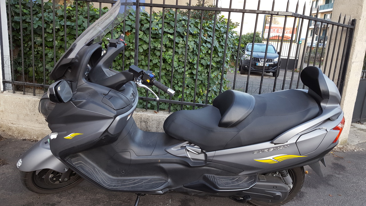 Photo SUZUKI BURGMAN 650