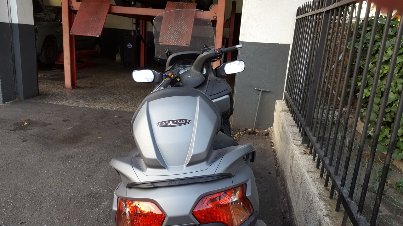 Photo SUZUKI BURGMAN 650