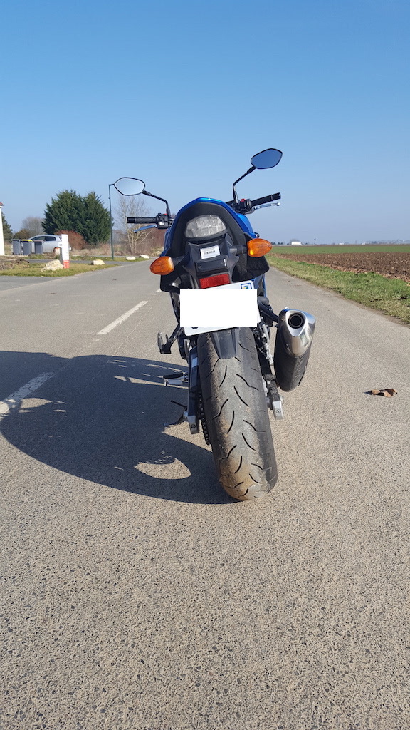 Photo SUZUKI GSR 750