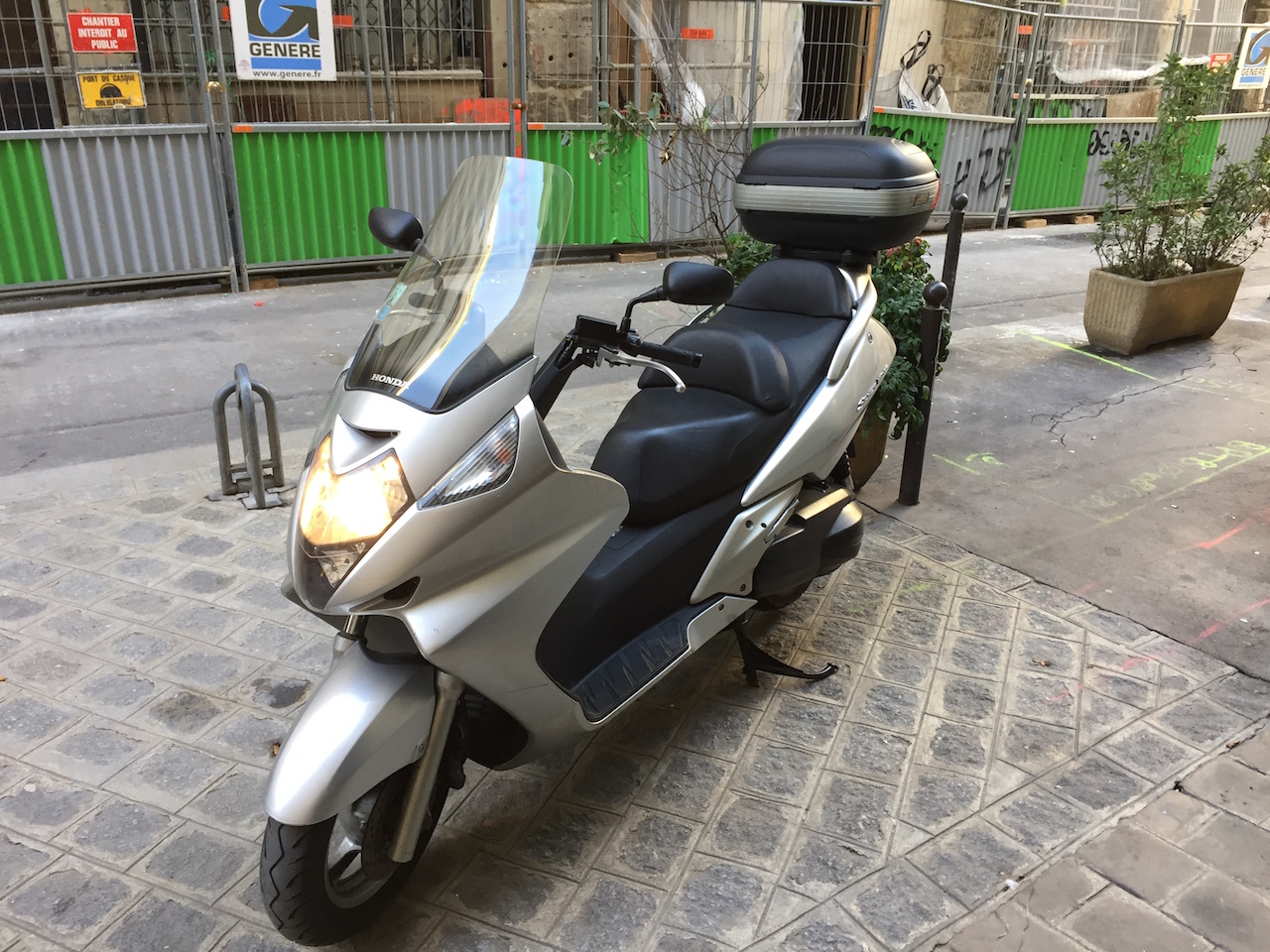 Photo HONDA SILVER WING 600