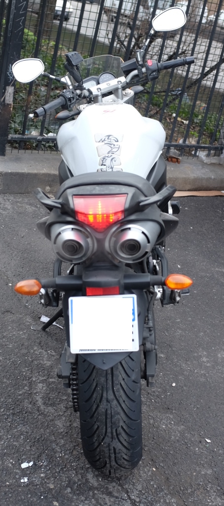 Photo YAMAHA FZ6 600