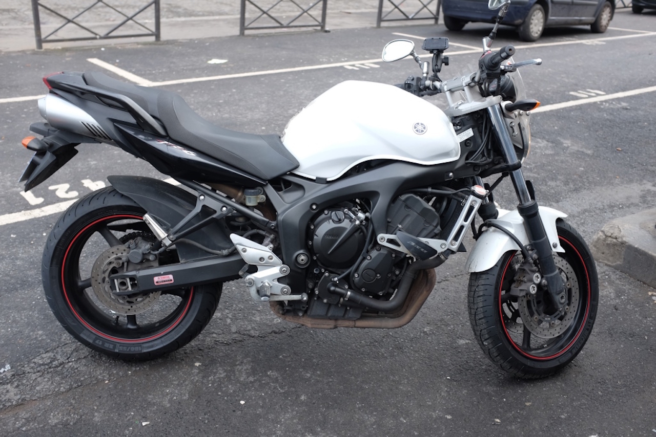 Photo YAMAHA FZ6 600