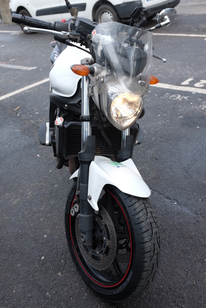 Photo YAMAHA FZ6 600