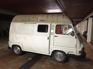 RENAULT ESTAFETTE
