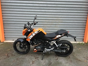 KTM DUKE 125