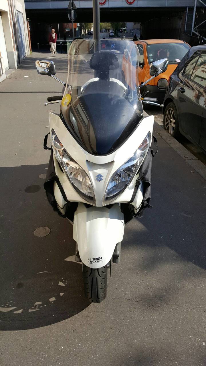 Photo SUZUKI BURGMAN