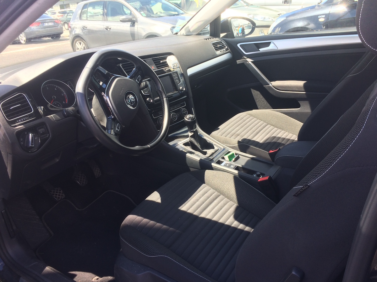 Photo VOLKSWAGEN GOLF