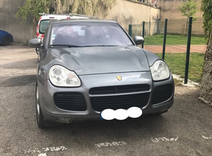 PORSCHE CAYENNE