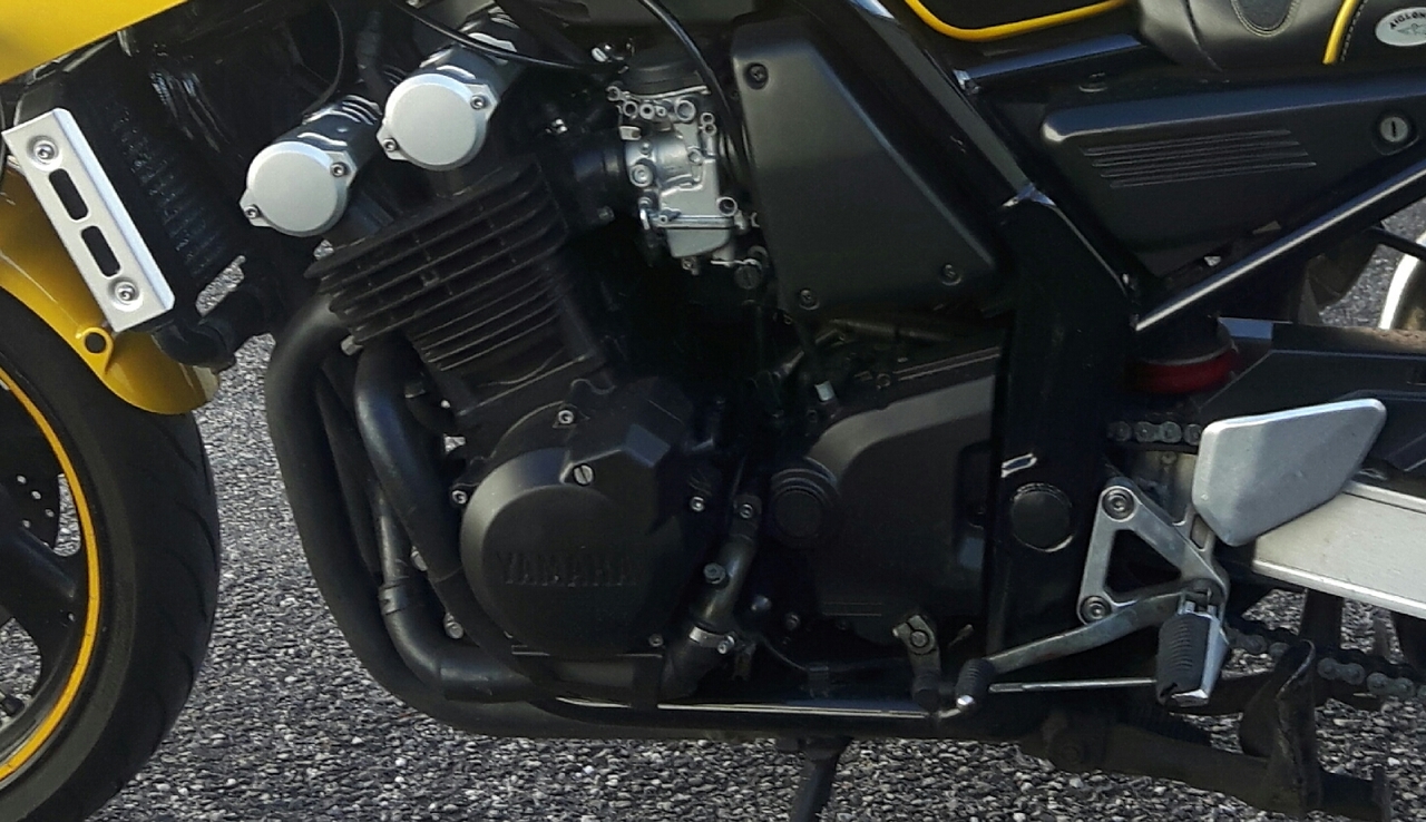 Photo YAMAHA FAZER
