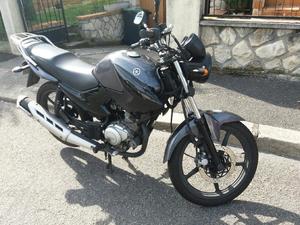 YAMAHA YBR 125