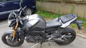 YAMAHA FZ8