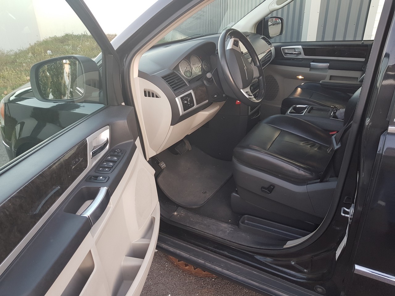 Photo CHRYSLER GRAND VOYAGER