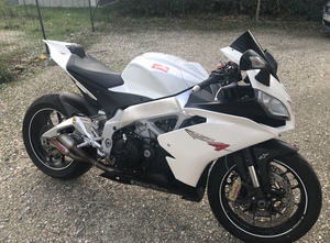 APRILIA RSV4