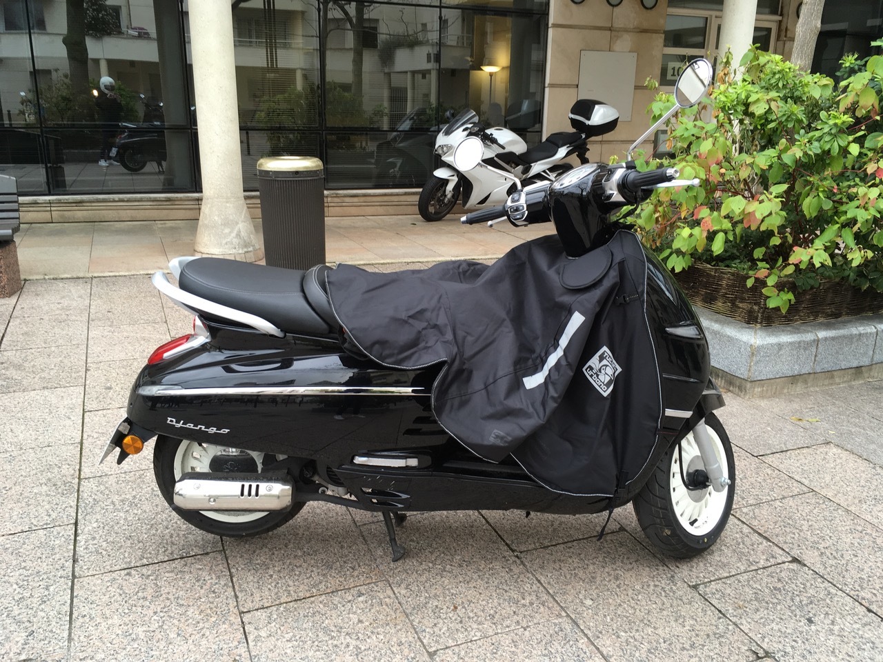 Photo PEUGEOT DJANGO