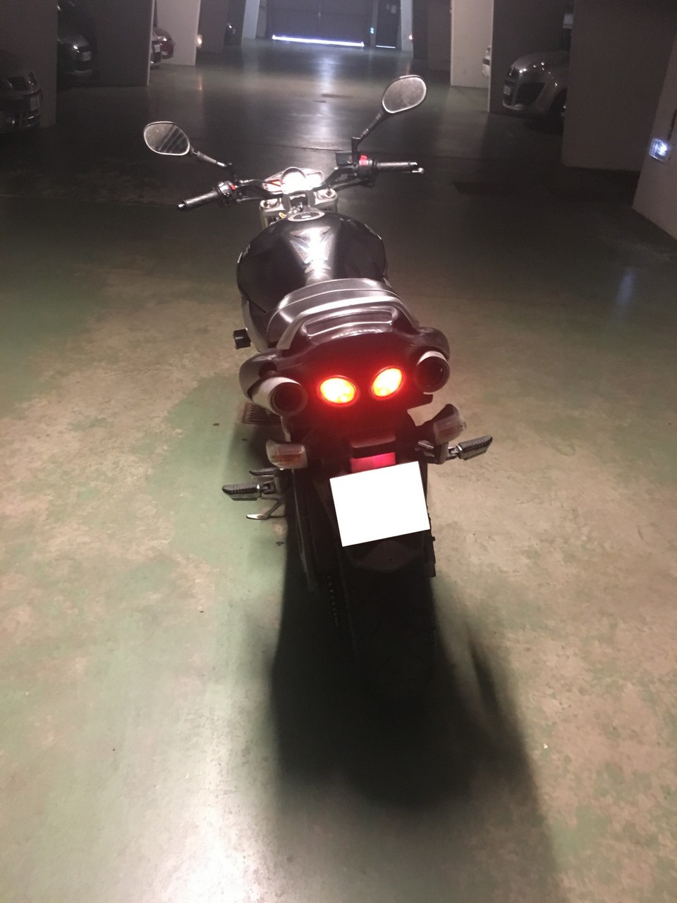 Photo SUZUKI GSR 600