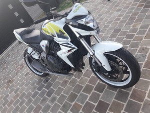 HONDA CB1000R
