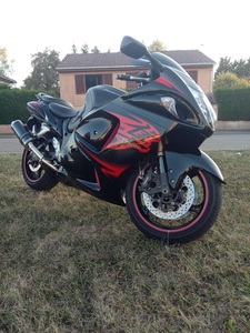 SUZUKI HAYABUSA GSX 1300