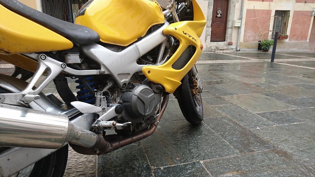 Photo HONDA VTR 1000