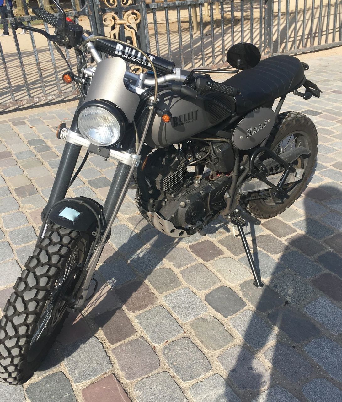 Photo BULLIT HERO 125