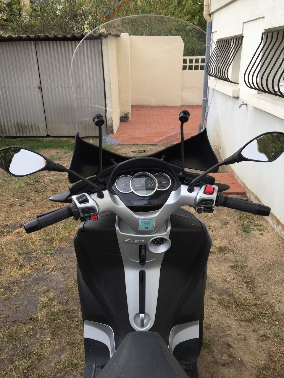 Photo PIAGGIO MP3 300 LT