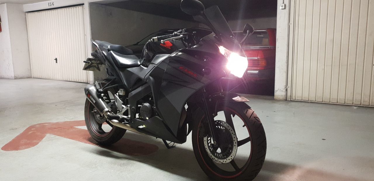 Photo HONDA CBR 125 R