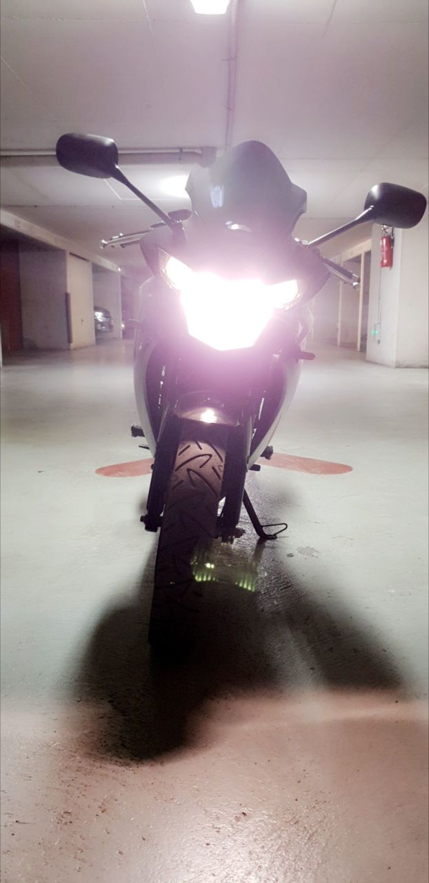 Photo HONDA CBR 125 R