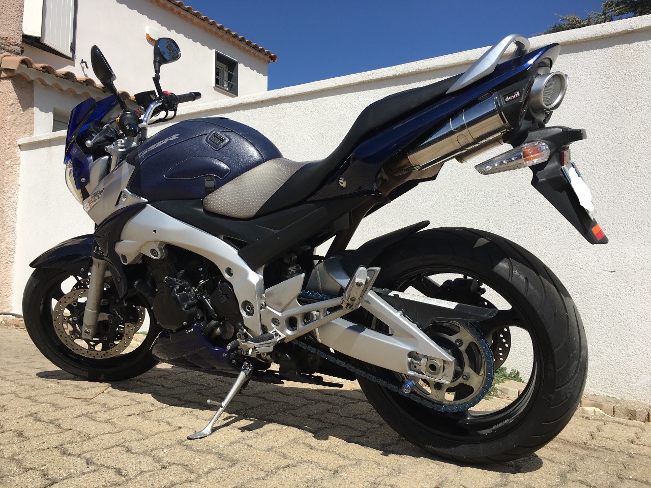Photo SUZUKI GSR 600
