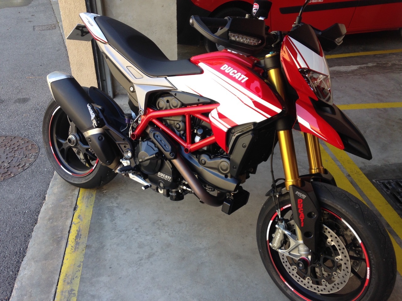 Photo DUCATI HYPERMOTARD 939