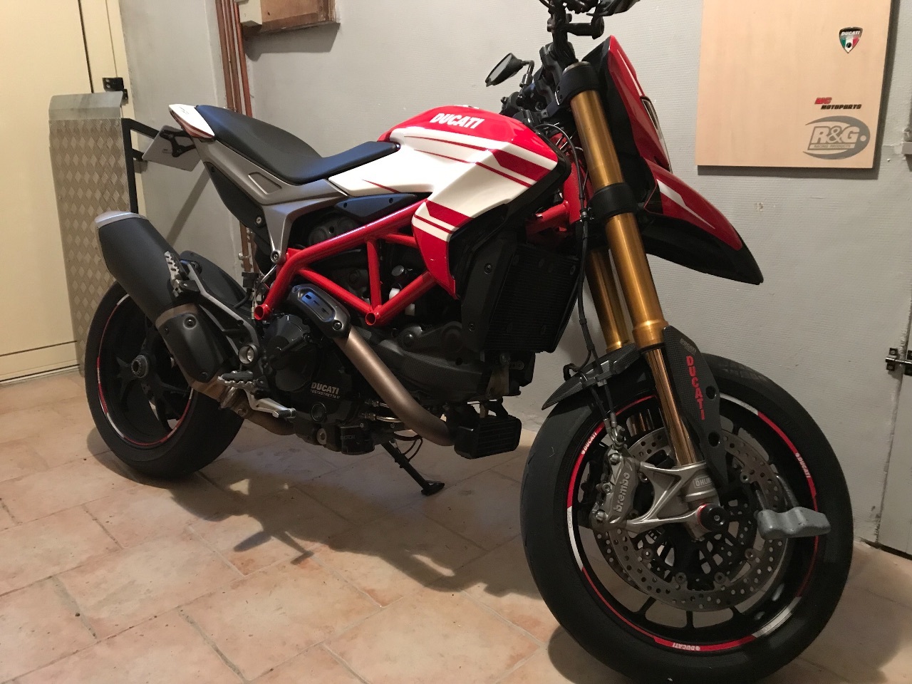 Photo DUCATI HYPERMOTARD 939