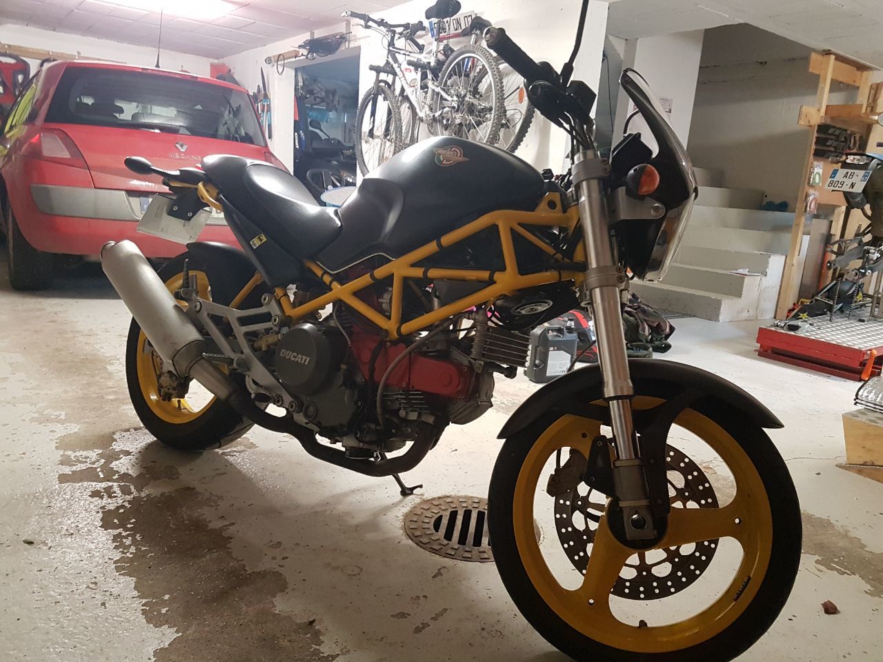 Photo DUCATI MONSTER DARK