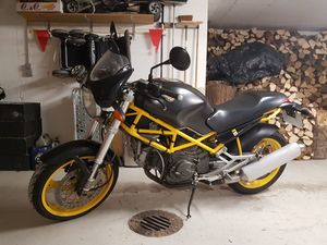 DUCATI MONSTER DARK 600