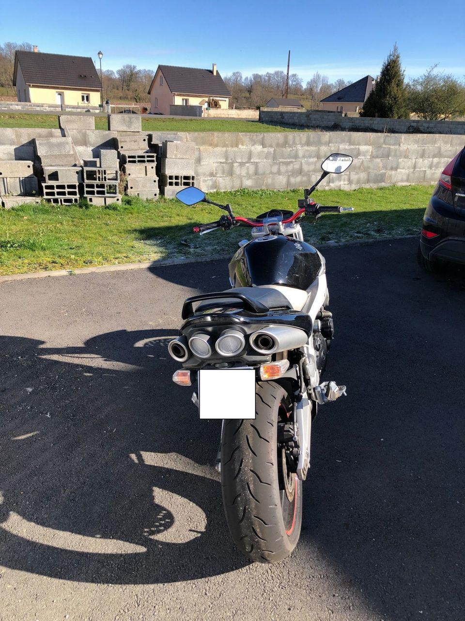 Photo SUZUKI GSR 600