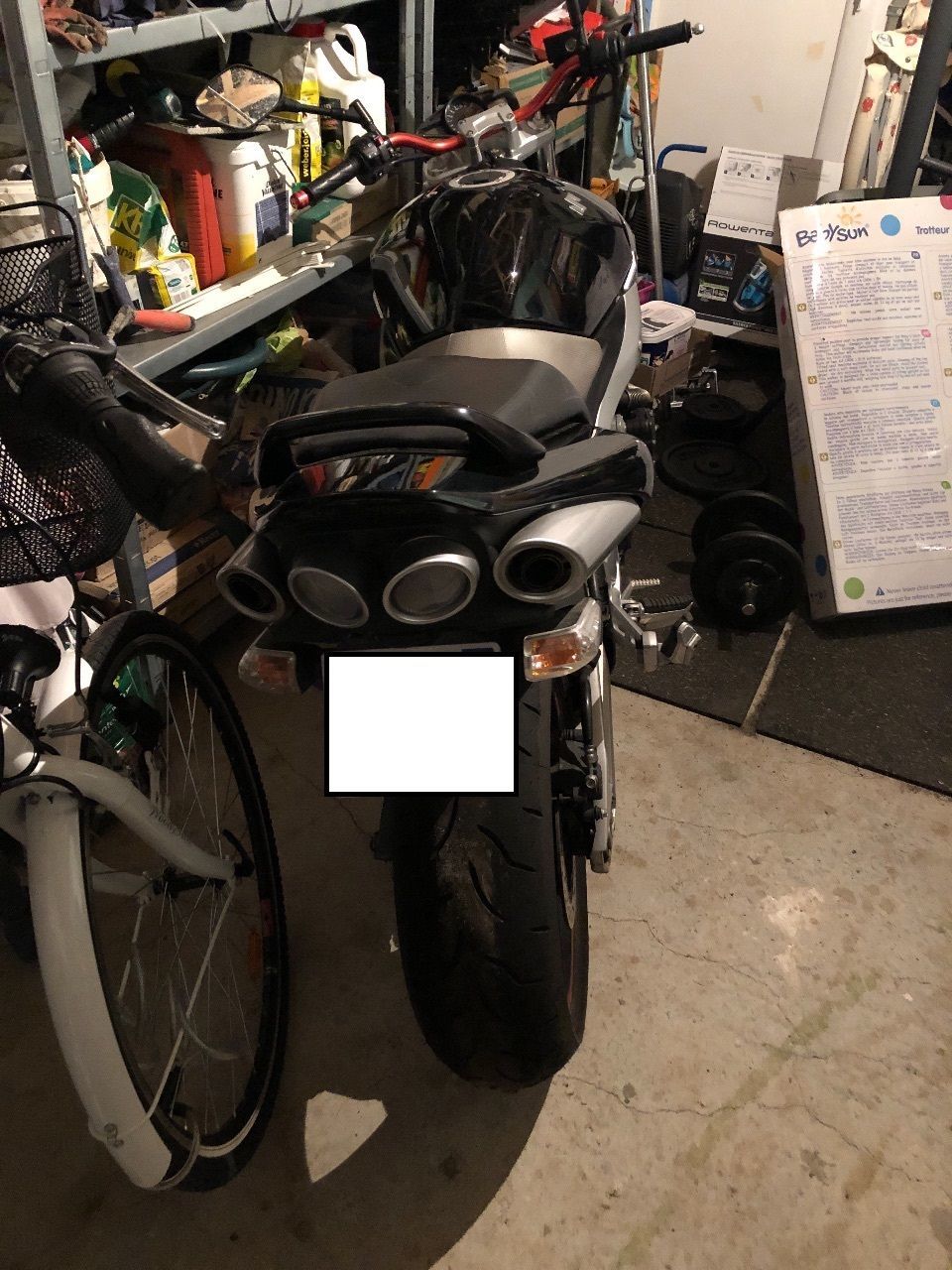 Photo SUZUKI GSR 600