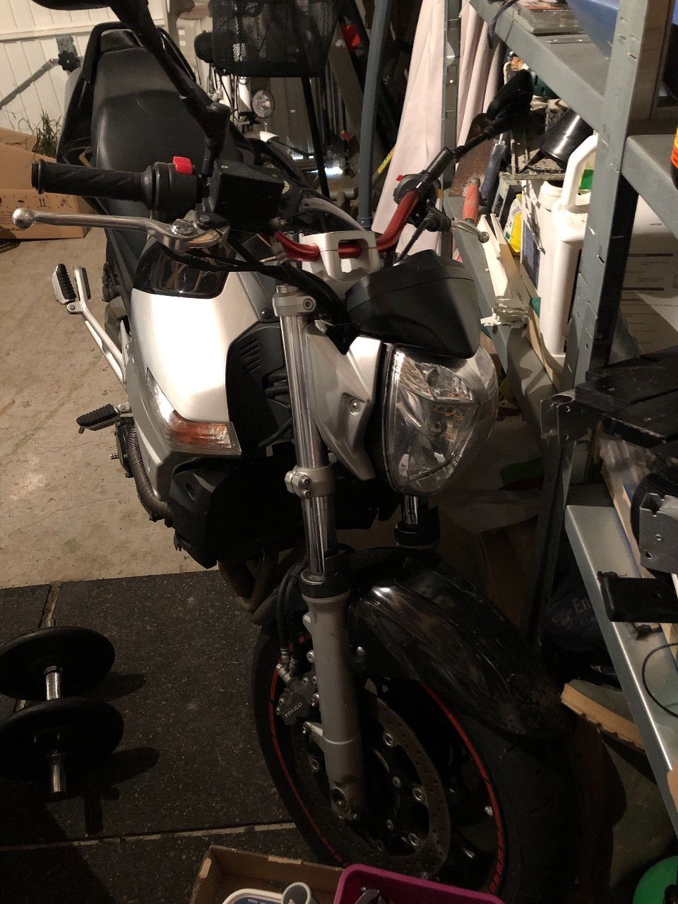 Photo SUZUKI GSR 600