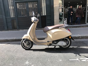 PIAGGIO VESPA PRIMAVERA