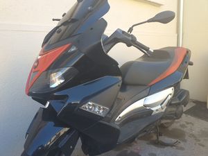 APRILIA SR MAX 125