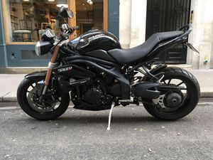 TRIUMPH SPEED TRIPLE
