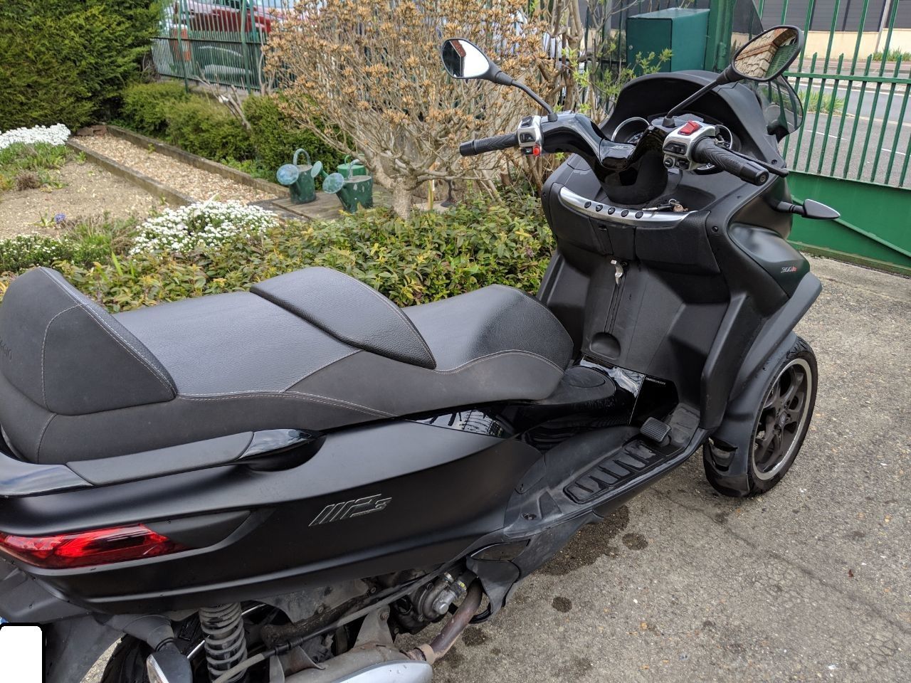 Photo PIAGGIO MP3 300 LT