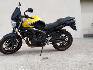YAMAHA FZ6