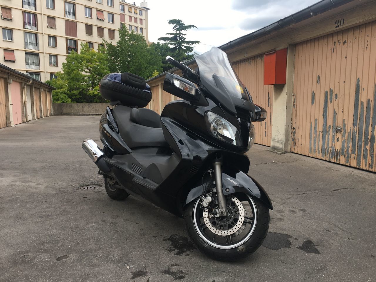 Photo SUZUKI BURGMAN 650