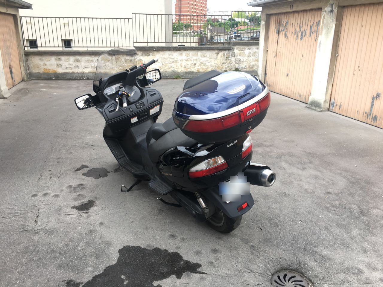 Photo SUZUKI BURGMAN 650