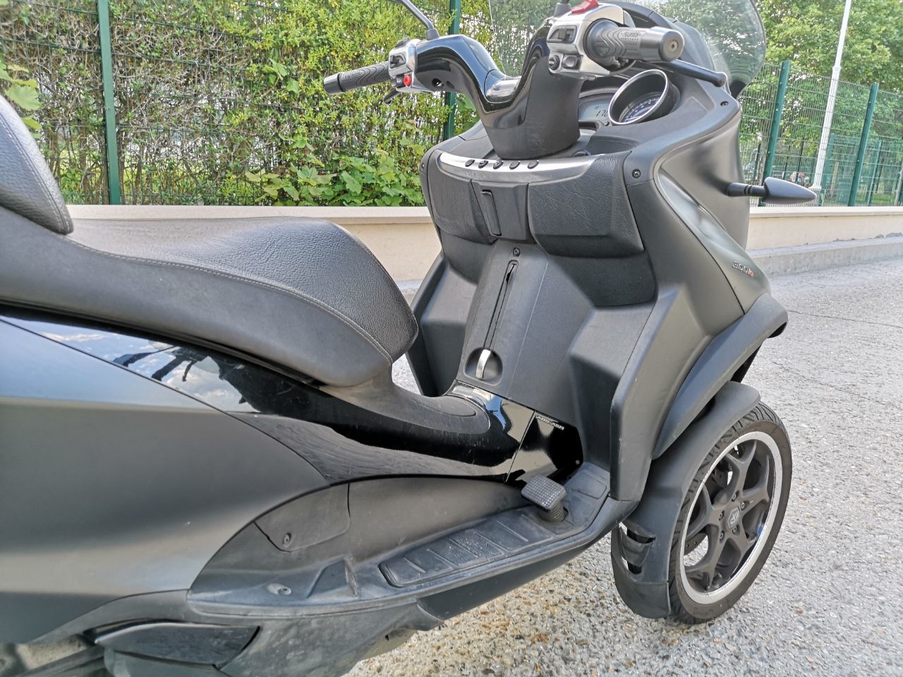 Photo PIAGGIO MP3 300 LT