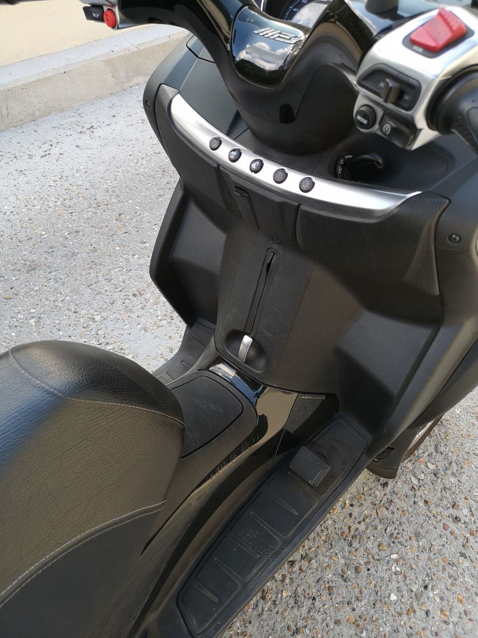 Photo PIAGGIO MP3 300 LT