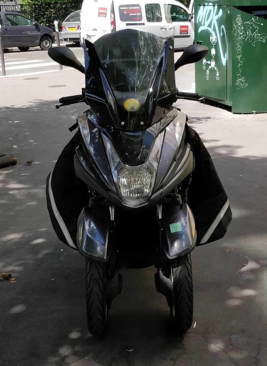 Photo YAMAHA MW 125