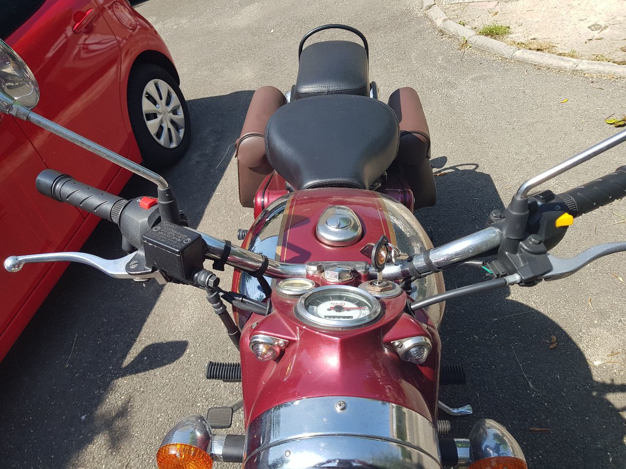 Photo ROYAL ENFIELD BULLET