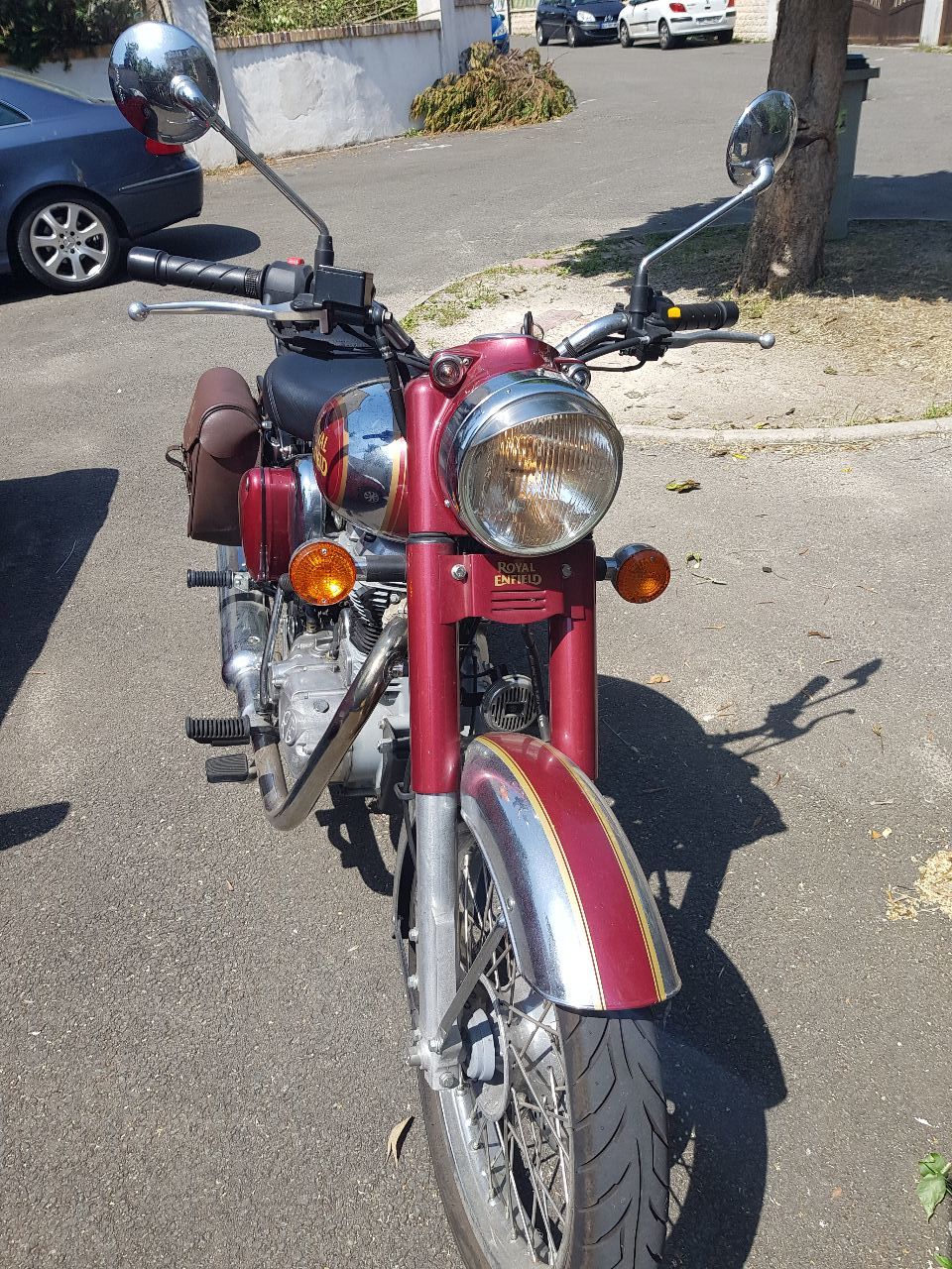 Photo ROYAL ENFIELD BULLET