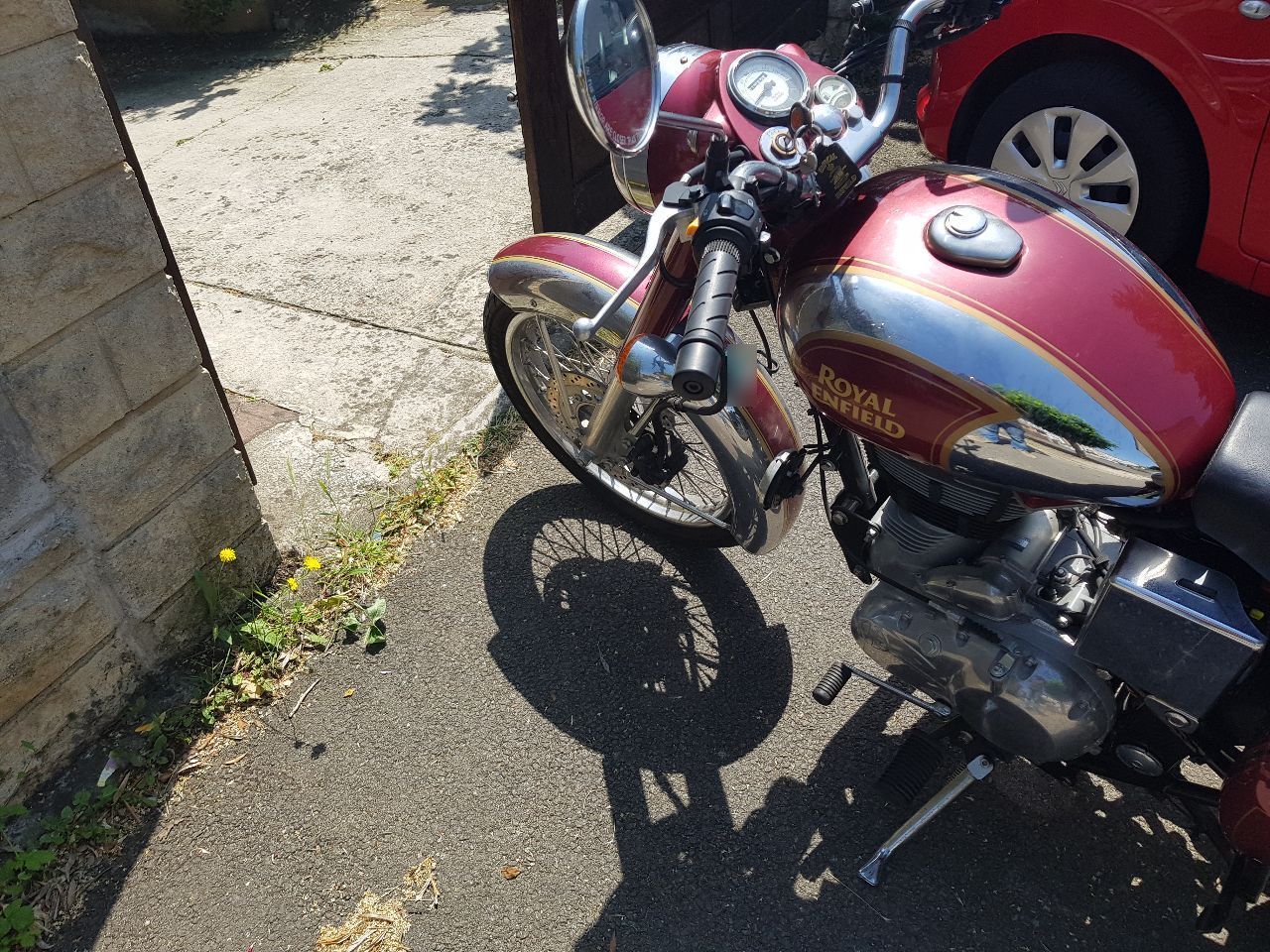 Photo ROYAL ENFIELD BULLET