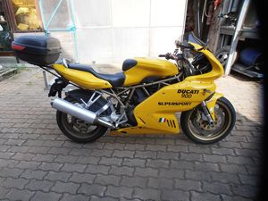 DUCATI 900