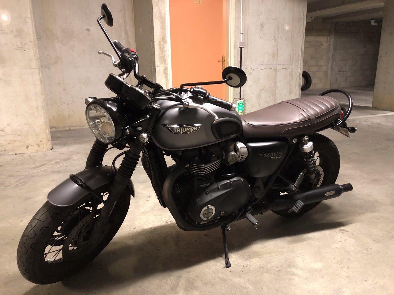 Photo TRIUMPH BONNEVILLE