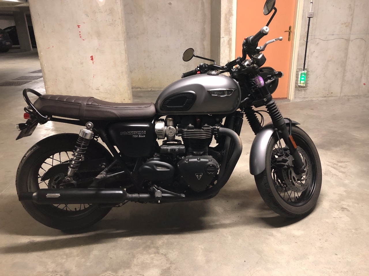 Photo TRIUMPH BONNEVILLE